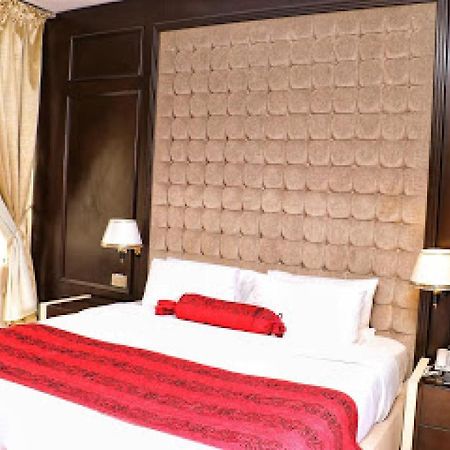 Room In Lodge - Best Western Plus-Ibadan Zewnętrze zdjęcie